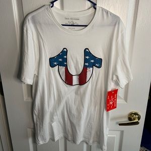 True Religion M shirt